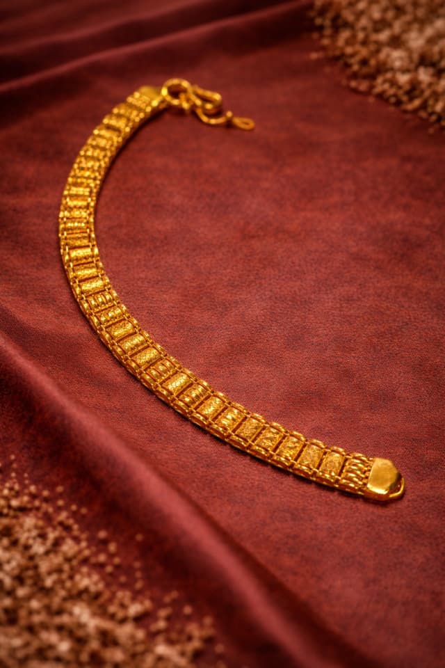 Ornate Texture Gold Bracelet
