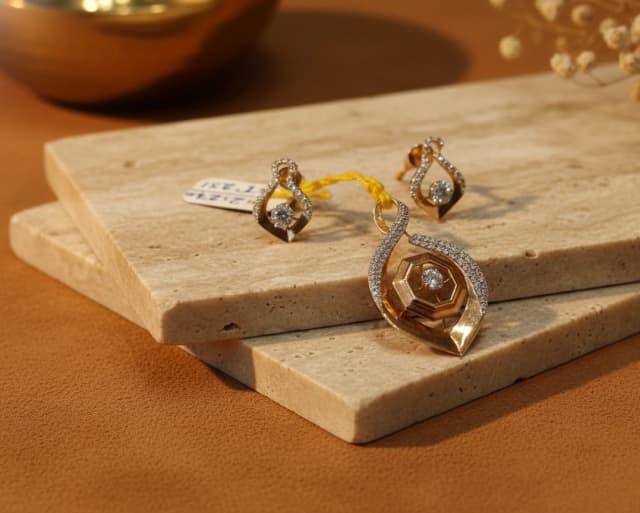 Diamond Swirl Gold Pendant Set